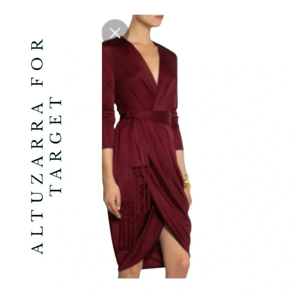 0388W. ALTUZARRA FOR TARGET SATIN WRAP DRESS SIZE 4 MAROON IN COLOR; WITH BELT